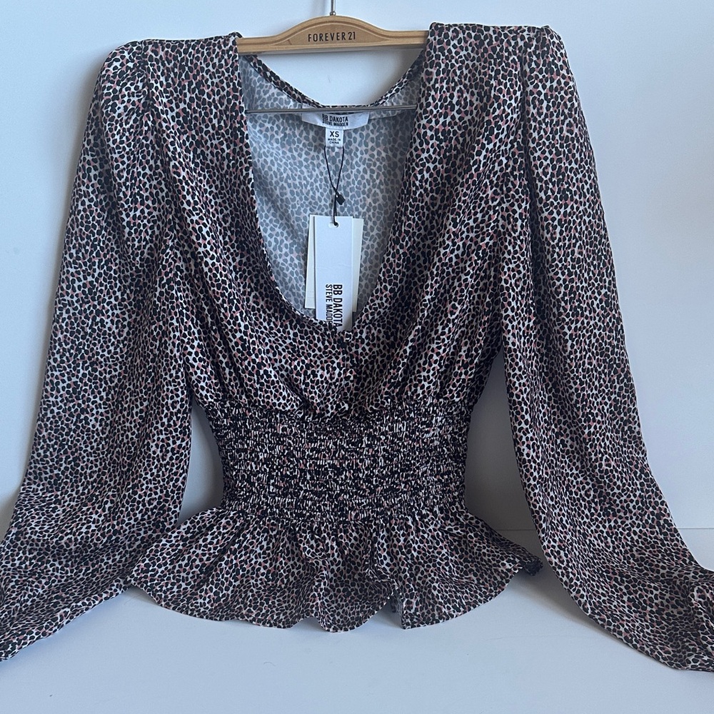 BB Dakota by Steve Madden Leopard Print V-Neck Blouse
